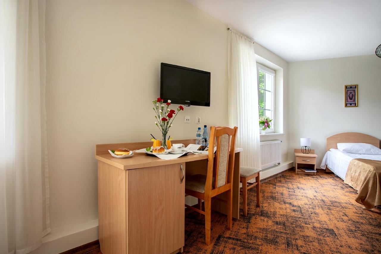 Hotel Zamek Гижицко Экстерьер фото