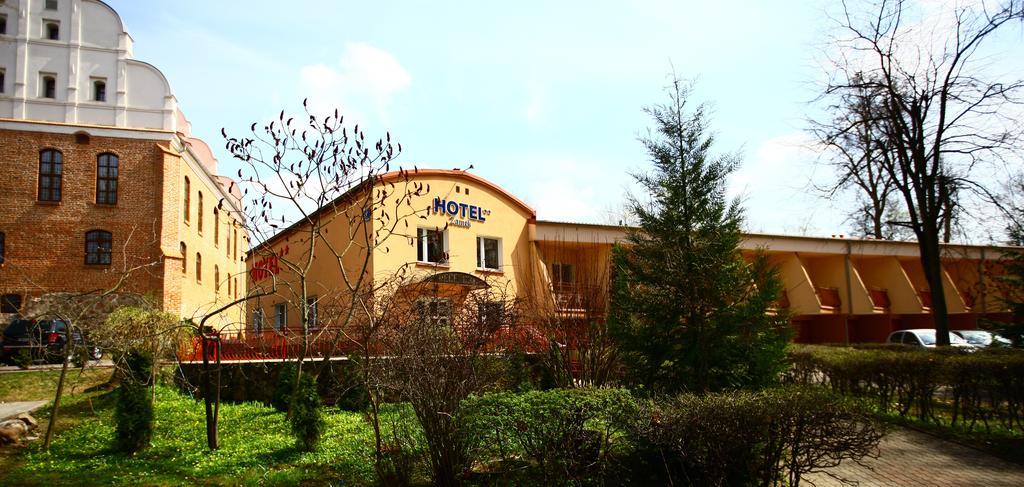 Hotel Zamek Гижицко Экстерьер фото